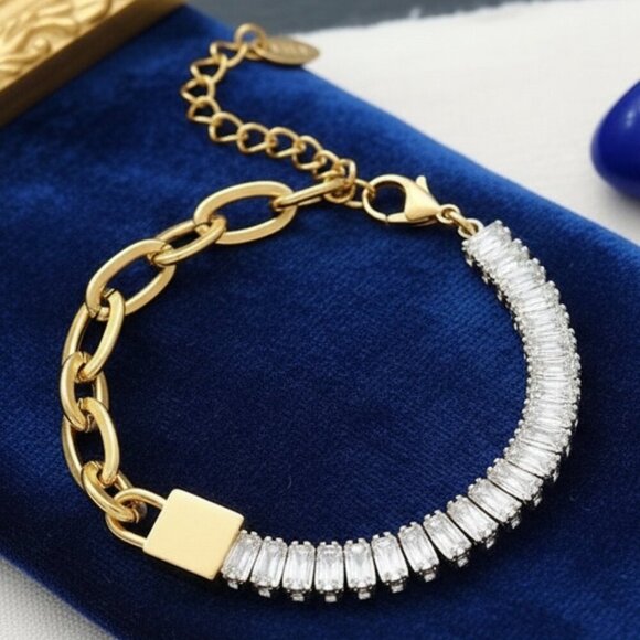 ποΈ 18K Gold Plated Bracelet With Sparkling Zirconia Baguettes & Padlock Design - Picture 4 of 14